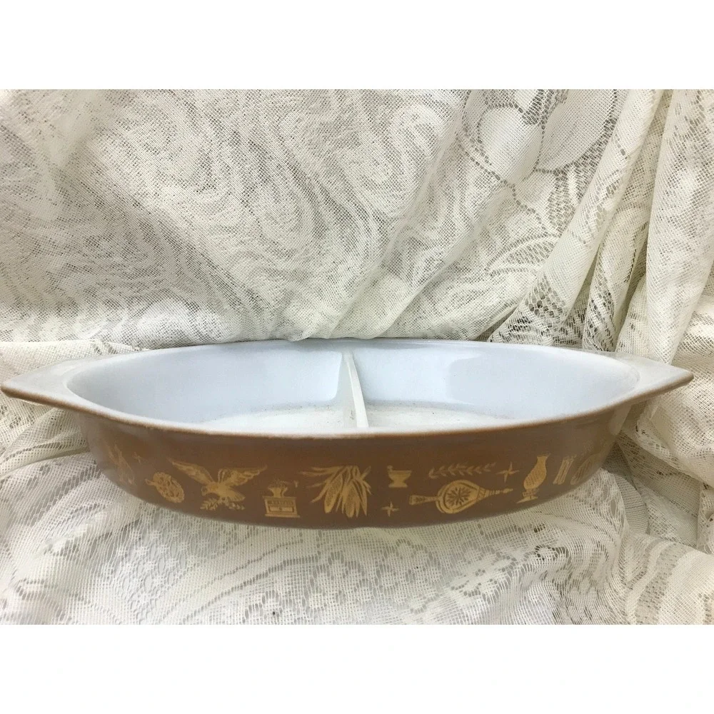 Vintage Pyrex Americana‎ Split Casserole Dish: Mid-Century Ovenware